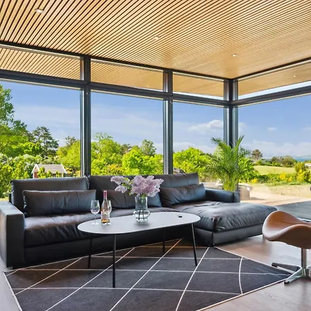 Spacious And Modern Activity House With Sea View, Spa, Sauna And A Private Game Ideal For Large Families And Groups Close To And The * Ebeltoft